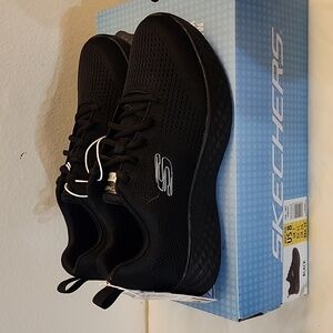 COPY - Skechers Lite-Foam Mesh Sneakers Sz 8. *